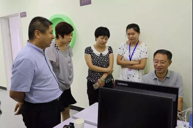 在为东海县淼旷商贸公司的新业务部门命名时，我们不妨从市场上流行的商贸名称中汲取灵感。通过细致分析并对比各类名称的特点和优势，可以找到适合您公司的发展方向。